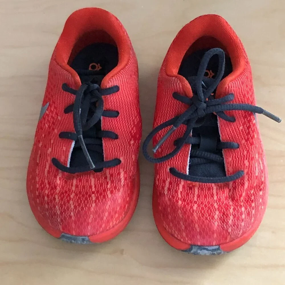 Nike KD 8 Kevin Durant Sneakers